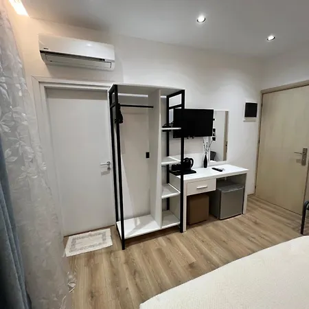 Hotel Mario Ksamil